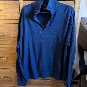 Men's XL Banana Republic Factory navy quarter zip sweater in 100% merino wool